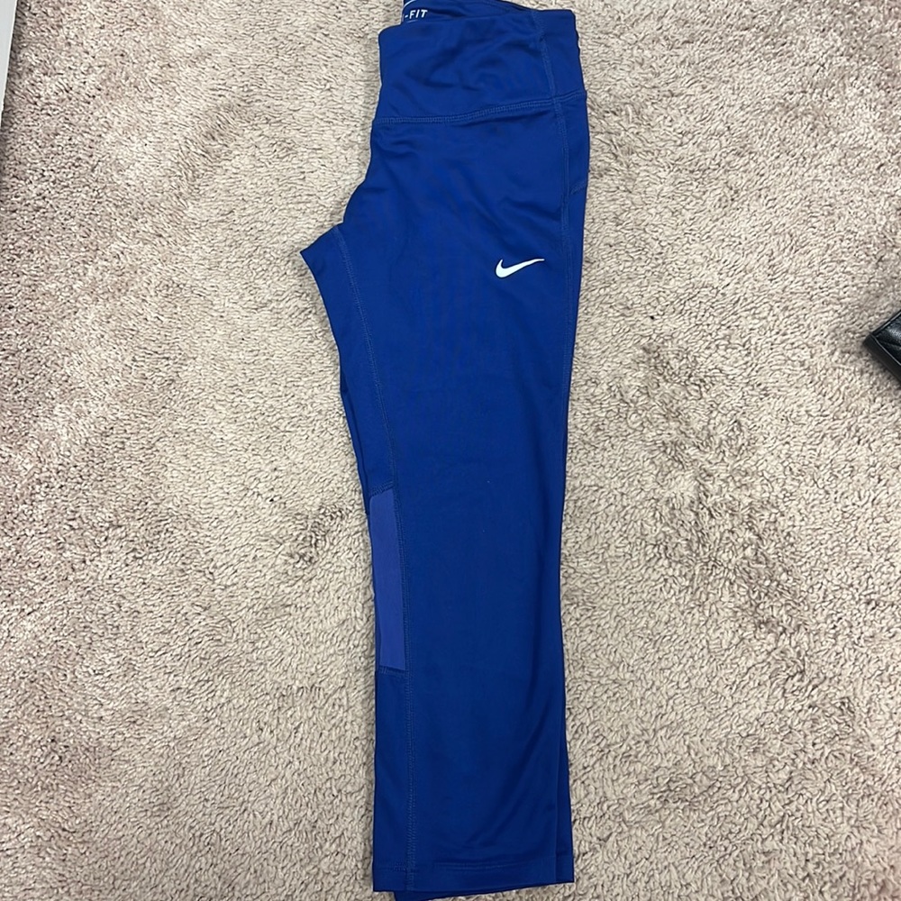 Nike dri fit leggings.